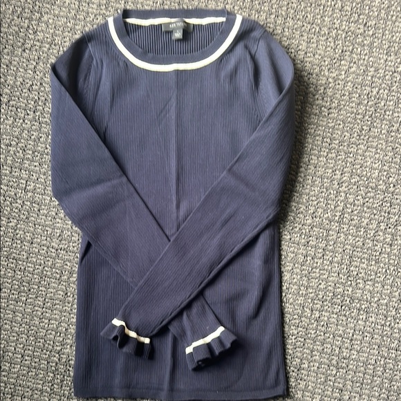 Ann Taylor Navy Sweater - Picture 2 of 4